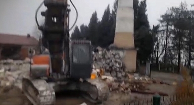 SÜMBÜLLÜ MAHALLESİ YEŞİLLER CAMİİ YIKILDI