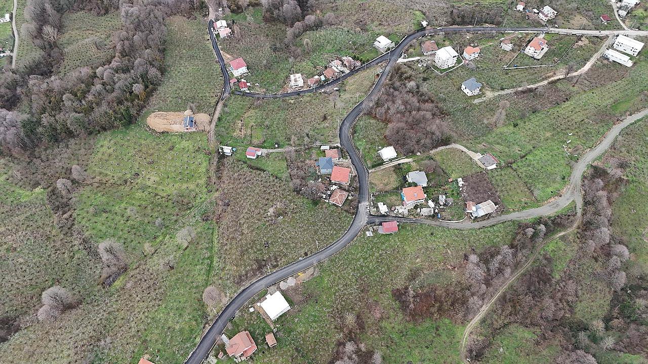 Erenler Tepe Mahallesi Sakinlerinden Büyükşehir’e Asfalt Teşekkürü