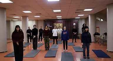 Genç Sahne Tiyatro Okulu Sakarya’da Gençliğin Sahnesi Oluyor