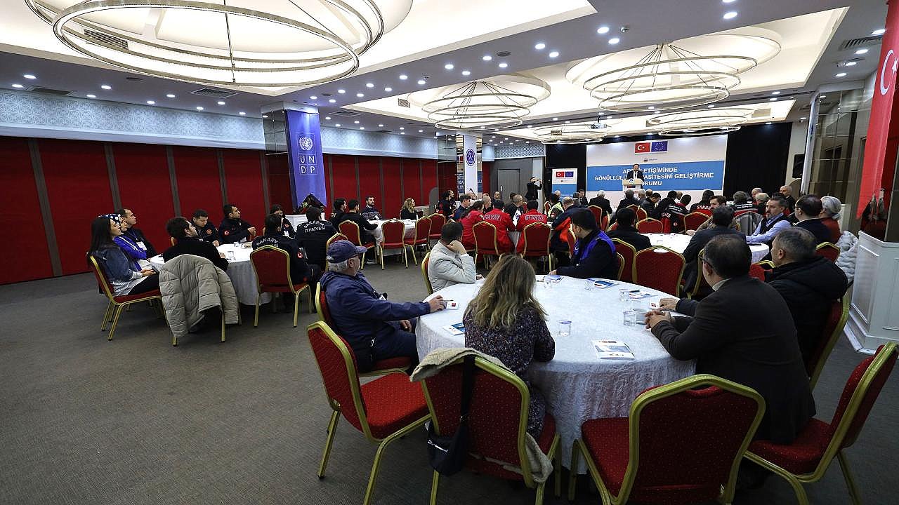 GSM’i Ve İnterneti Devre Dışı Bırakan Büyük Bir Depremde Canlara Umut Olacak