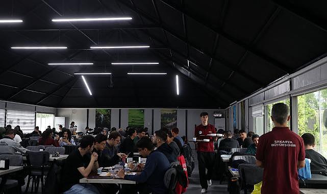 Kampüs Mutfak Öğrencilerin Vazgeçilmezi Oldu