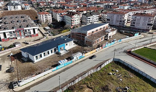Arifiye’de Binlerce Genci Heyecanlandıran İlerleyiş Havuzun Yaz Sezonunda Kapılarını Açması Hedefleniyor