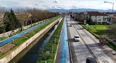 Büyükşehir’in ‘Yeşil Şehir’ Vizyonu Sahada 3 Ayda 2 Bin 500 Ağaç Toprakla Buluştu