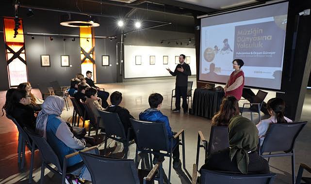 Çocuklara OSM’de Müziğin Dünyasına Yolculuk Yaptı