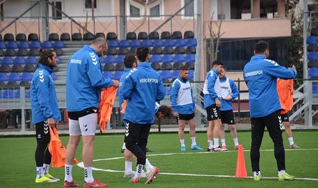 HENDEKSPOR'DA GÜLSUYUSPOR MAÇI ÖNCESİ MORALLER YÜKSEK...