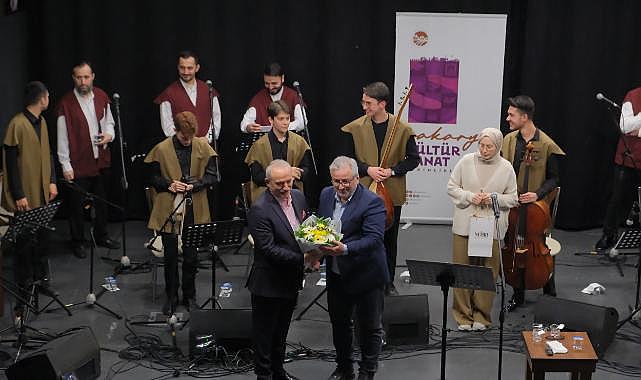 İlahilerle Dolu Gecede Ramazan’ın Manevi Ruhu Hissedildi