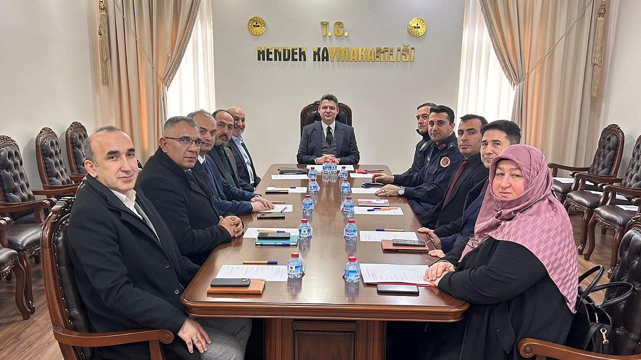 Kaymakam Gökpınar ve Başkan Püsküllü Ramazan ayı toplantısı yaptı