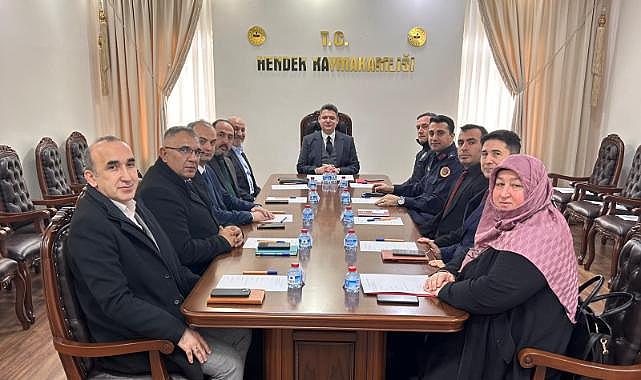 Kaymakam Gökpınar ve Başkan Püsküllü Ramazan ayı toplantısı yaptı