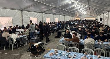 Sakarya’da farklı renk ve coğrafyadan binler aynı sofrada oruç açıyor