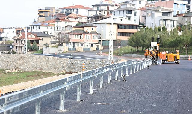 Sakarya’da Yollar Daha Güvenli 75 Kilometre Otokorkuluk “Motorcu Dostu Bariyer”