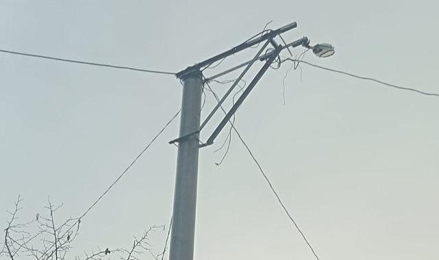 SOĞUK KIŞ GÜNÜNDE TURANLAR MAHALLESİNİN ELEKTRİĞİNİ KESTİLER