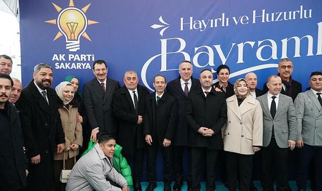 AK Parti Sakarya Teşkilatı Bayramlaşma Programında Bir Araya Geldi