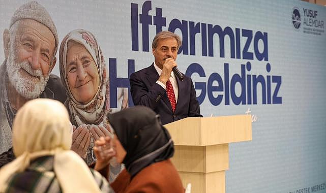 Başkan Alemdar 65 Yaş Üstü Vatandaşlarla Aynı Sofradaydı