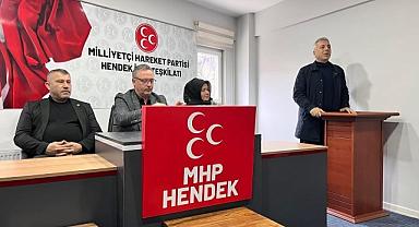 HENDEK MHP’DE BAYRAMLAŞMA