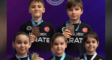 HENDEK OLİMPİK TAKIMI ANTALYA'DAN 5 MADALYA İLE DÖNDÜ