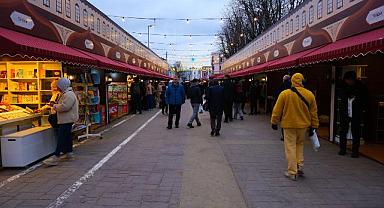 Kitap Sokağı Ramazan akşamlarında kitapseverlerin buluşma noktası oldu