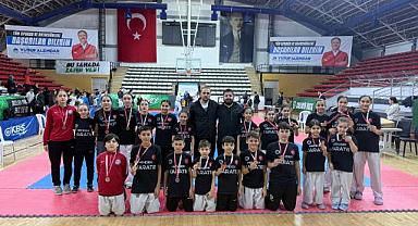 Seçmelere Hendek Damgası