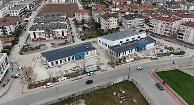 Arifiye Yüzme Havuzu Ve Gençlik Merkezi Hızla Tamamlanıyor