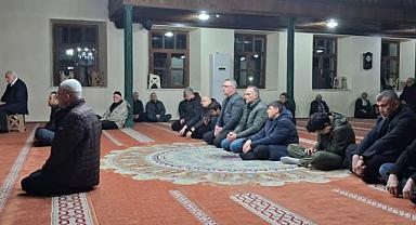 BAŞBUĞ TÜRKEŞ HENDEK'TE DUALARLA ANILDI