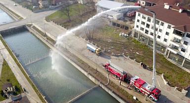 BİZ BU KÖPÜKLENMEYİ 5-6 YIL ÖNCE ULUDERE ÇAYINDA GÖRMÜŞTÜK!