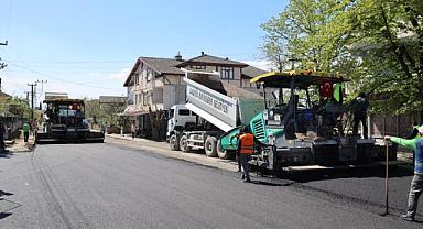 Büyükşehir Asfalt Sezonunu Akyazı’da Açtı