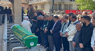 HACCA GİDECEĞİ GÜN TOPRAĞA DEFNEDİLDİ…