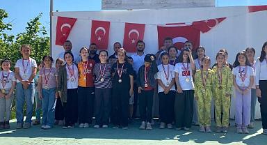 HENDEK AKPINAR'DA ÇOCUKLAR EĞLENCEYE DOYDU!