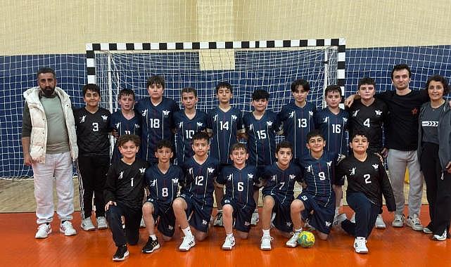 Hendek Şehit Mahmutbey Ortaokulu durdurulamıyor!