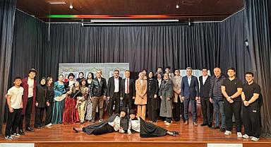 MÜFETTİŞ OYUNU TİYATROSEVERLERLE BULUŞTU