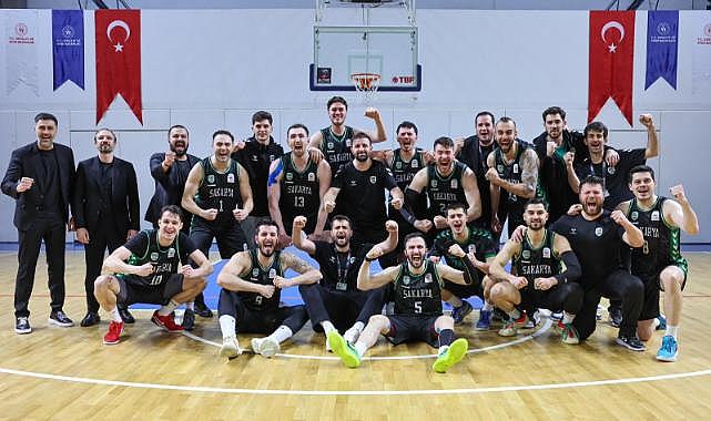 Sakarya Büyükşehir Basketbol 1. Lig’e yükseldi