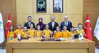 Yusuf Alemdar Başkanlığı Elisa’ya Devretti