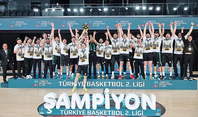 Futbolda küme düştük. Baskette şampiyon olduk!