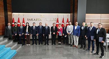 GELECEĞİN ARAÇ TEKNOLOJİLERİ İÇİN EĞİTİM ALAN ÖĞRETMENLERE SERTİFİKALARI TAKDİM EDİLDİ