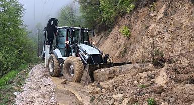 HENDEK BELEDİYESİ’NDEN HEYELANA ANINDA MÜDAHALE
