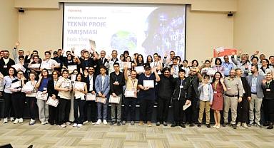 SAKARYA’DA GELECEĞİN BİLİM İNSANLARI ÖDÜLLERİNE KAVUŞTU: TOYOTA TEKNİK PROJE YARIŞMASI FİNALİ GERÇEKLEŞTİ