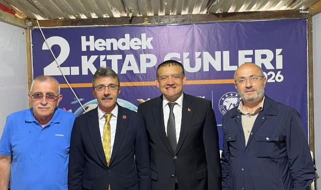 GAZETECİ YAZAR ORHAN TOPÇU'NUN İMZA GÜNÜ ETKİNLİĞİNE YOĞUN KATILIM OLDU
