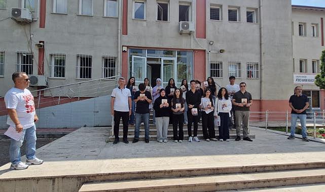 Genç Kalemlerin Edebî Yolculuğu Kitapla Taçlandı