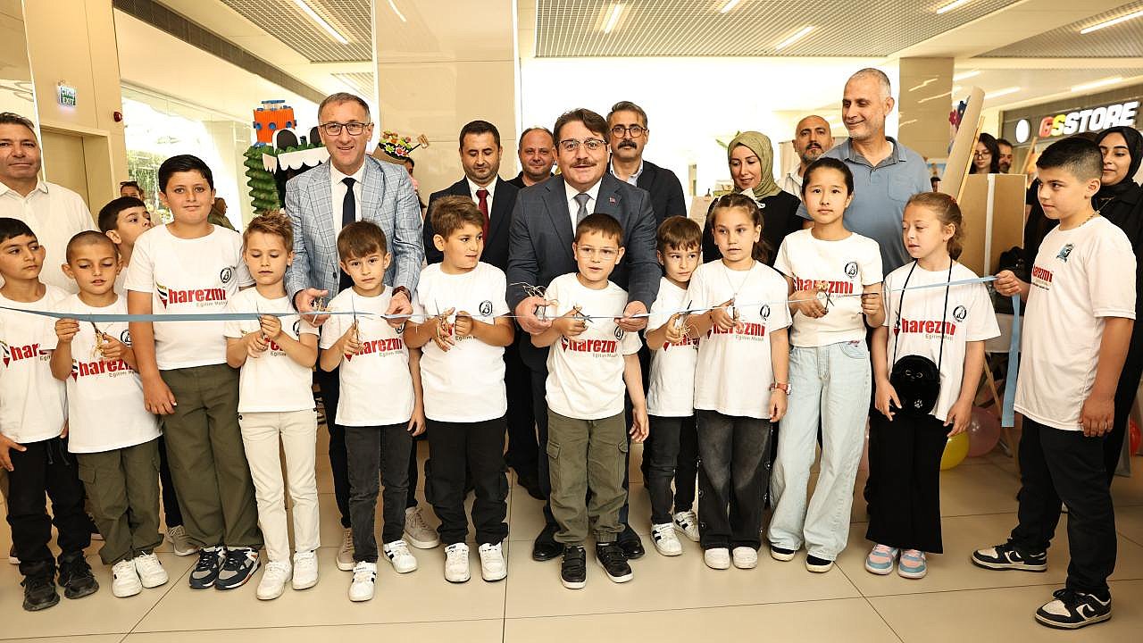 Harezmî Eğitim Modeli İyi Örnekler Sergisi Ziyaretçilerle Buluştu