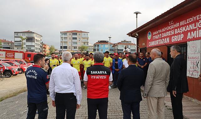 Hayat Timleri Sahillere İndi