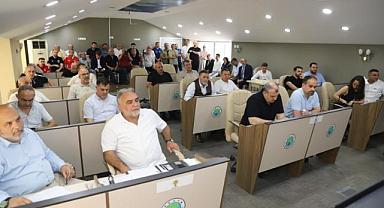 HENDEK BELEDİYESİ HAZİRAN AYI MECLİS TOPLANTISINDA 4 MADDE OY BİRLİĞİYLE KOMİSYONA HAVALE EDİLDİ