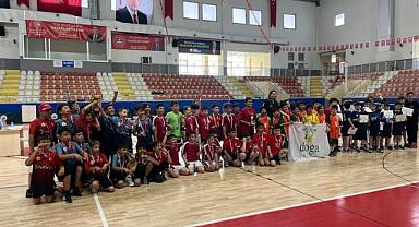 Hendek Okul Sporları Minik Erkekler Hentbol Turnuvası Sona Erdi