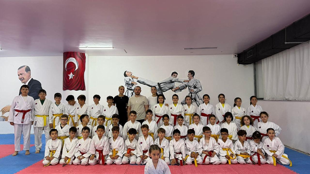 HENDEKLİ KARATECİLERDE TERFİ HEYECANI