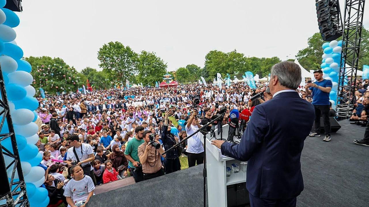 İYİ Parti’den Öğrncilerin TÜGVA Etkinliğine Götürülmesine Sert Tepki