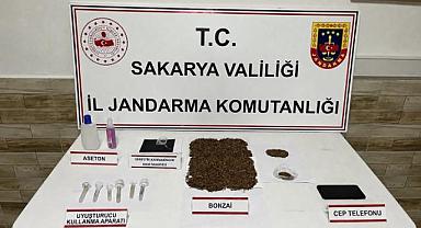 JANDARMA EKİPLERİ UYUŞTURUCU TACİRLERİNE GÖZ AÇTIRMIYOR