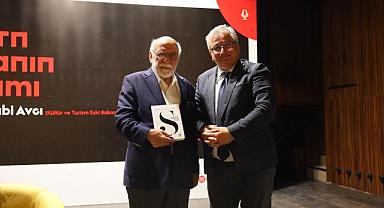 Prof. Dr. Nabi Avcı AKM’de Konuştu