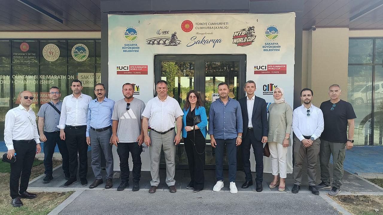 Sakarya’nın akıllı şehir uygulamaları bakanlık heyetinden tam not aldı