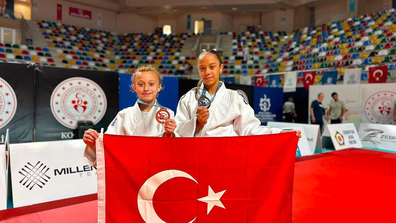 Büyükşehir’in sporcuları judo ve güreşte kürsünün sahibi oldular