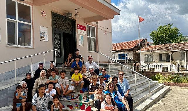 Gezici umut atölyesi mahalle mahalle umut taşıyor