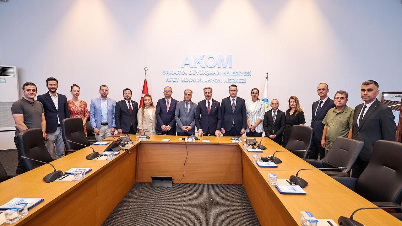Sapanca Gölü için bilim ışığında yeni koruma kalkanı: Büyükşehir ile SAÜ arasında imzalar atıldı