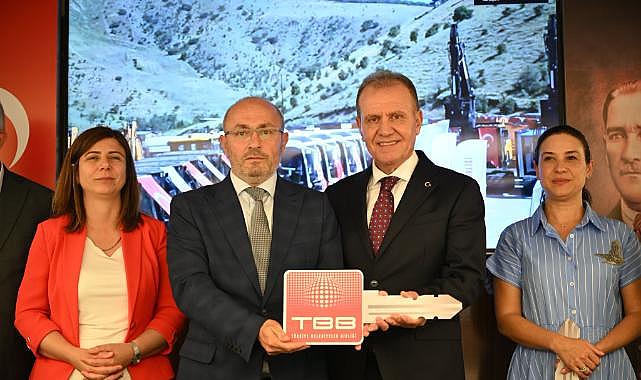 TÜRKİYE BELEDİYELER BİRLİĞİNDEN HENDEK BELEDİYESİNE HİBE OTOBÜS DESTEĞİ!